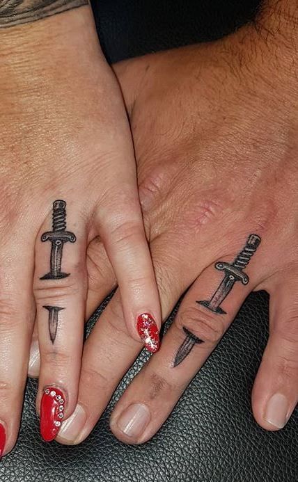100 Unique Wedding Ring Tattoos You'll Need to See - Tattoo Me Now | Ring  tattoo designs, Finger tattoos for couples, Tattoo designs