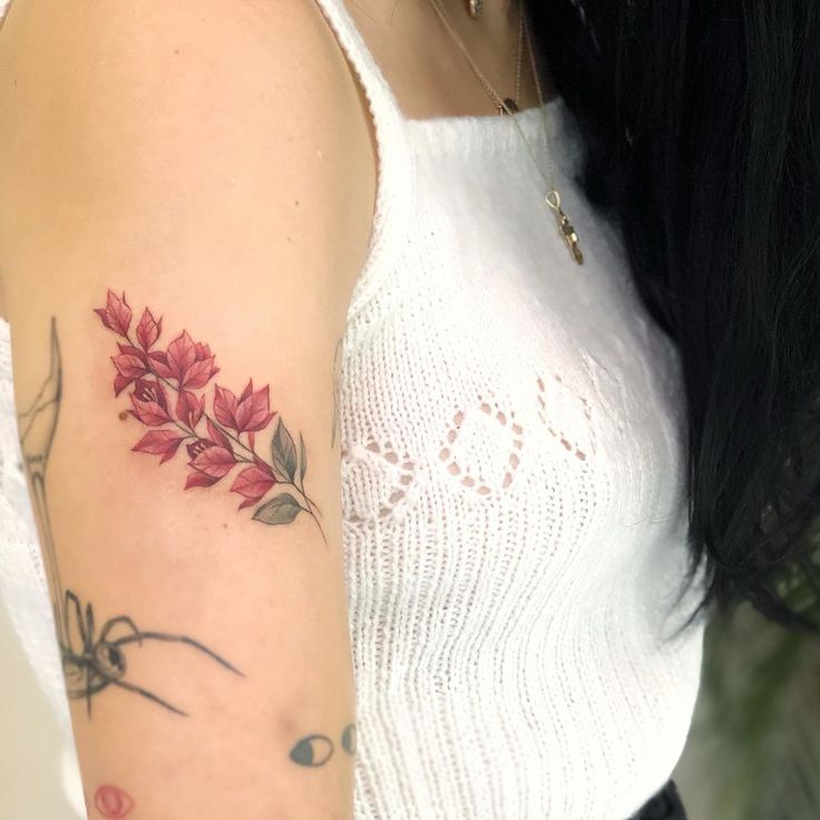 Sasha Vorobiova∣Tattoo artist on Instagram: “Bougainvillea🌿 Done at  @nuitblanchetattoo” | Rose tattoos for