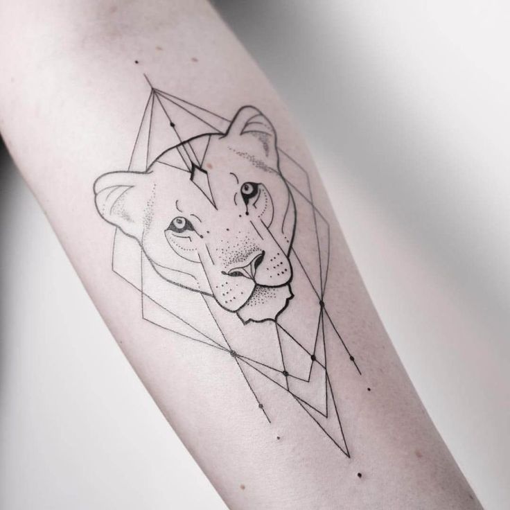 230+ Lioness Tattoo Ideas and Designs (2024)