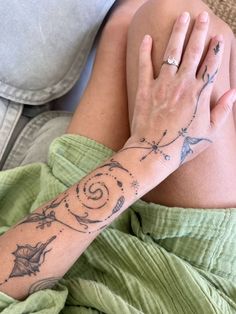 Discover 210 Tattoos and Dope Tattoos Ideas | pretty tattoos, dream tattoos,  tiny tattoos and more