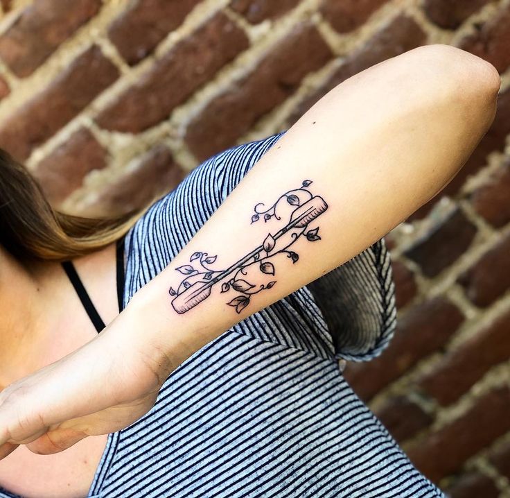 Jon Hendricks on Instagram: "I've never tattooed a #KayakPaddle before  today and I had so