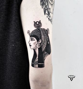 44 Timeless and Meaningful Egyptian Tattoo Designs | TattooAdore