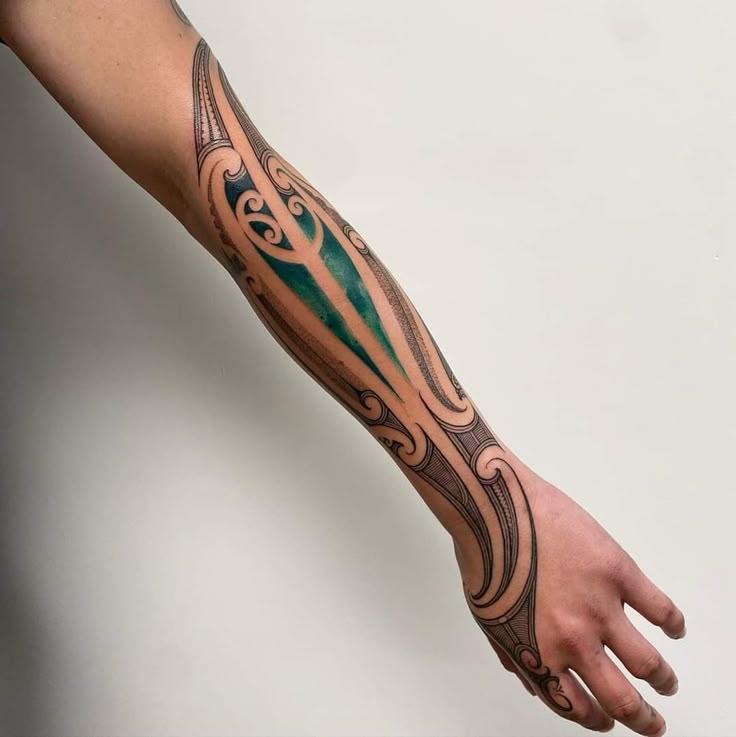 Pin by Anthony Hyatt on Tattoos | Maori tattoo designs, Polynesian tattoos  women, Polynesian tattoo designs