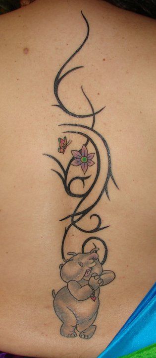 close up..hippo on Donna Lindbloom! !