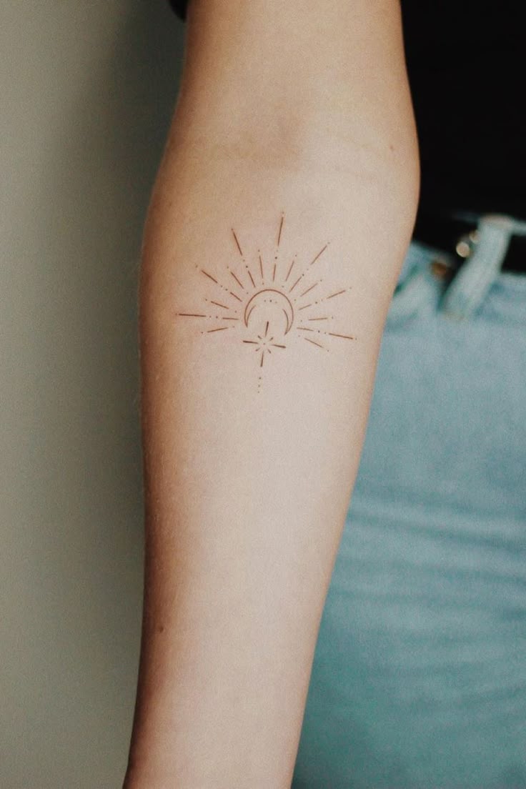 38 Amazing Small Sun and Moon Tattoo Ideas