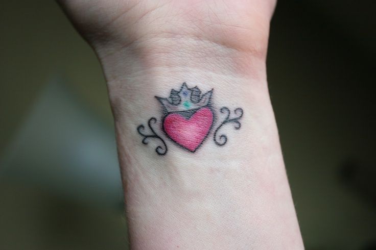 12 Tat's ideas | claddagh tattoo, irish tattoos, tattoos