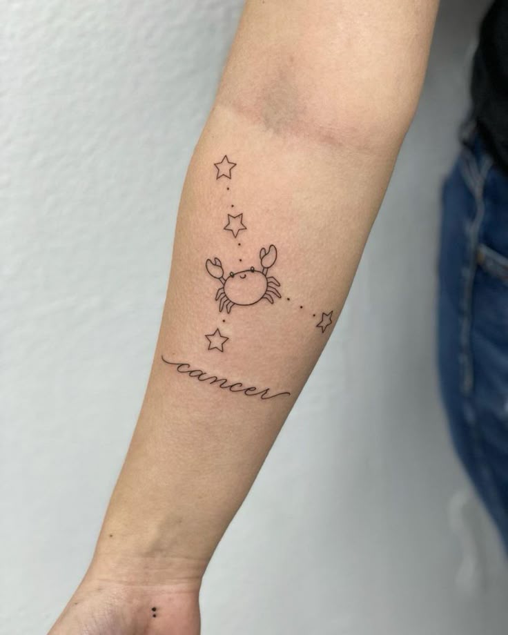 24 Cancer Tattoos for Zodiac Enthusiasts in 2021 - Small Tattoos & Ideas