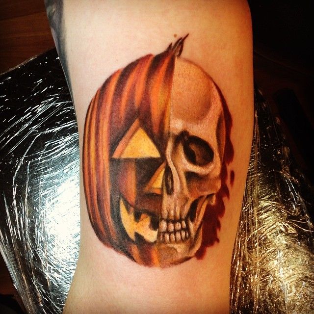 20 Jack-o-Lantern Tattoos fo Halloween – Best Tattoo Ideas Gallery