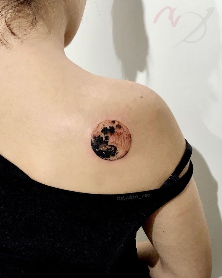 Pin by Carli Keena-Shelton 💜 on body designs ️ | Moon tattoo designs, Moon  tattoo, Tattoos