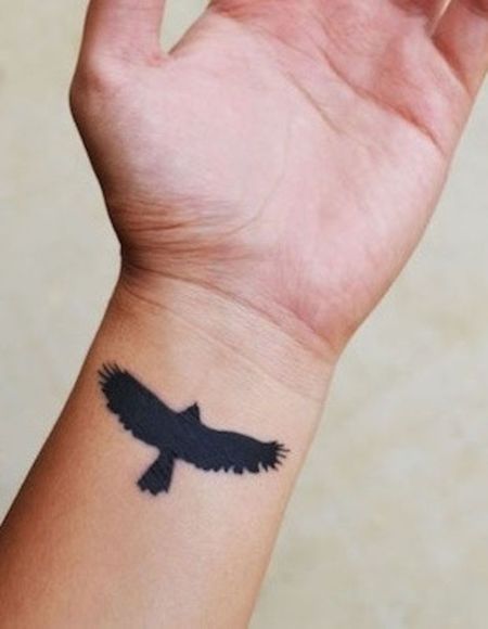 20 Amazing Hawk Tattoos With Meanings In 2025 - Tattoo Pro