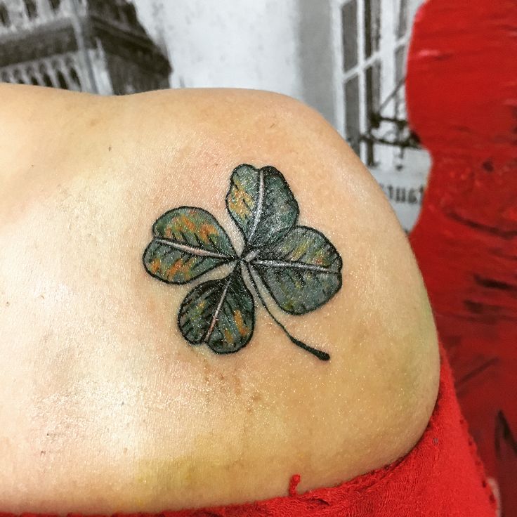 Four Leaf Clover Tattoo | Tattoo Ideas and Inspiration