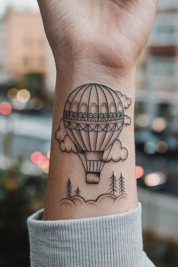 Stylish Wrist Tattoo Ideas for Women