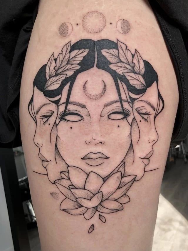 DAZZLING HECATE TATTOOS: Meanings, Tattoo Ideas & Tattoo Designs -  TATTOOGOTO