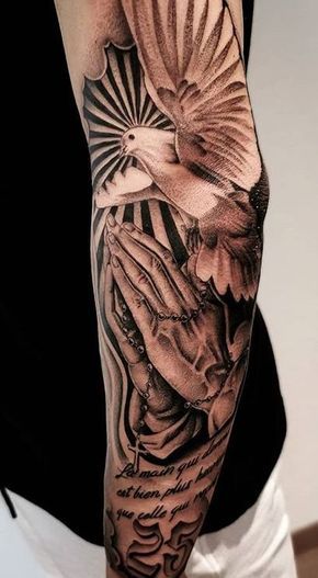 100 Amazing Praying Hands Tattoos Ideas & Meanings – Ultimate Collection -  Tattoo Me Now