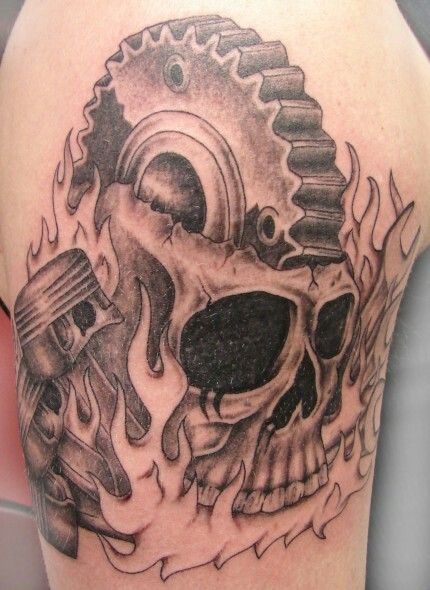 Gear head | Biomechanical tattoo, Gear head tattoo, Sleeve tattoos