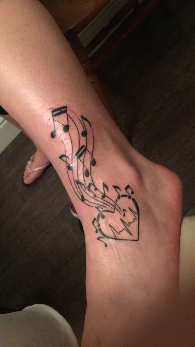 Pin by Stefanie Hanning on Tattoo Ideas | Music tattoo designs, Love music  tattoo, Music heart