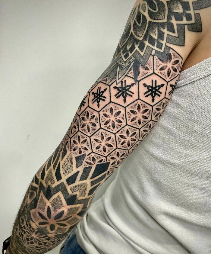 98 Geometric Tattoos And Ideas If You Keep Circling Around What Tattoo To  Get Next