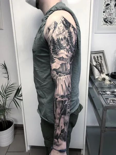 25 Gorgeous Mountain Tattoos Ideas And Meanings - Tattoo Pro
