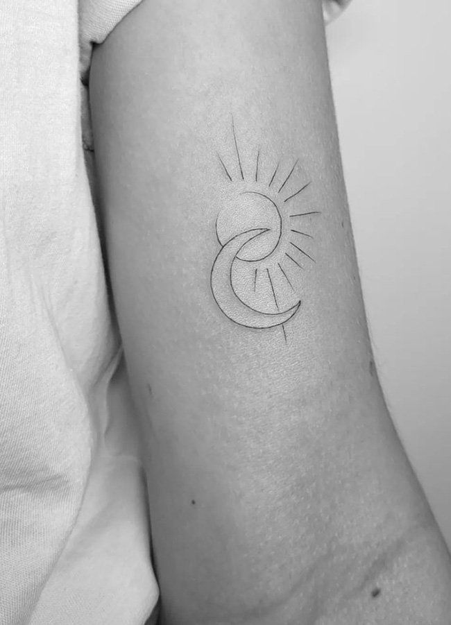 100 Stylish Sun And Moon Tattoos With Meanings - The Trend Scout