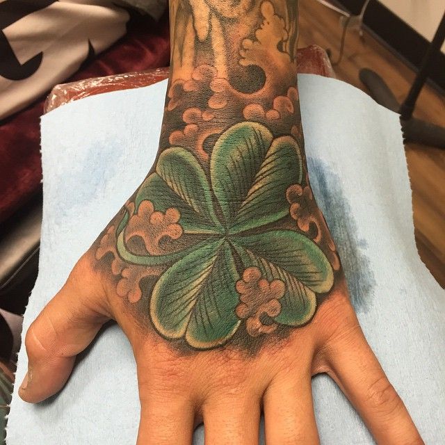 45 Cute Four Leaf Clover Tattoo Ideas and Designs - Lucky Plant Check more  at http://tattoo-journal.com/45-cute-four-leaf-clover-tattoo-ideas-and- designs-lucky-plant/