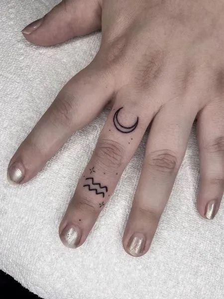 30 Best Aquarius Tattoo Ideas For Women And Men - Tattoo Pro