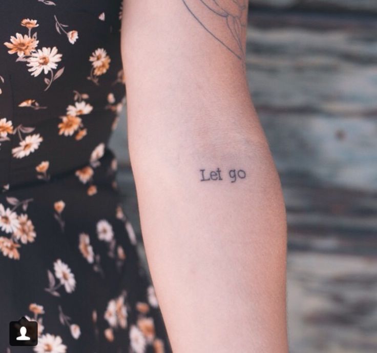 Pin by Veronique on Tattoo | Finger tattoos, Let it be, Letting go