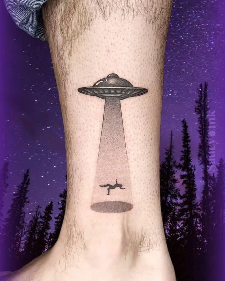 20 Captivating Alien Tattoo Ideas That Dare To Be Different