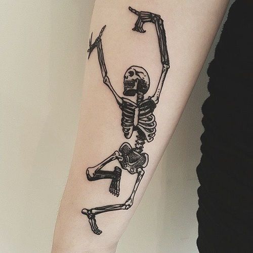 9 Eye-Catching Skeleton Tattoo Designs and Ideas!