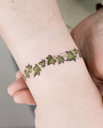 ber 500 der besten Efeu-Tattoo-Ideen 2026