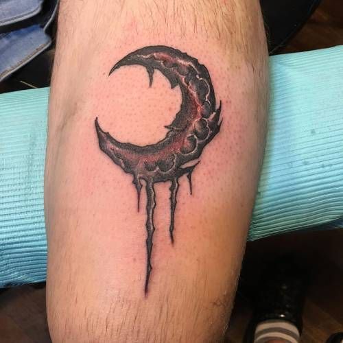 62 Enchanting Moon Tattoo Designs And What They Mean