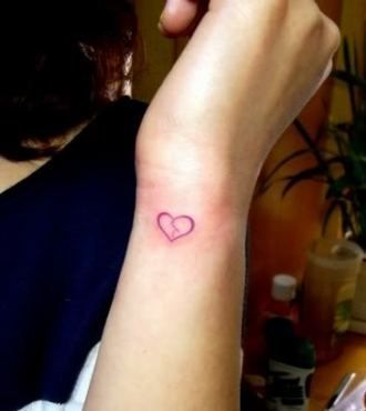 65+ Broken Heart Tattoo Ideas