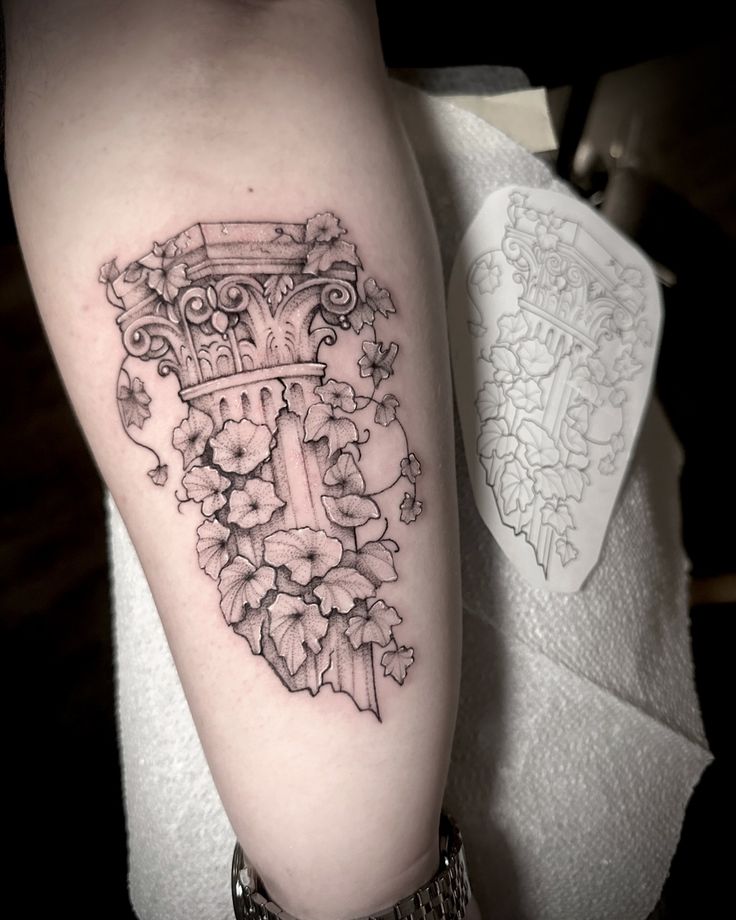 Tattoos by Robyn Pallotta on Instagram: "Sarah's Greek column with vines  for the love of architecture
