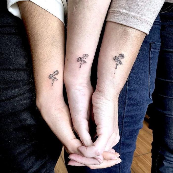 71 Hearty Mother Daughter Tattoos With Meaning