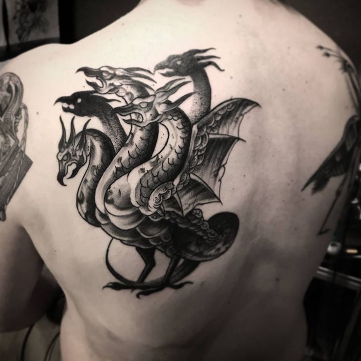 ADD THIS HYDRA on Damien's collection ! At @lesanctuairetattooshop //  #monster #hydra #hydre #dragon #blackwork #dark #seamonsters…