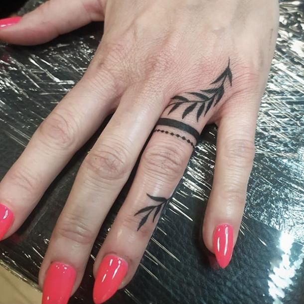 40 Simply Stunning Wedding Ring Tattoos For Couples