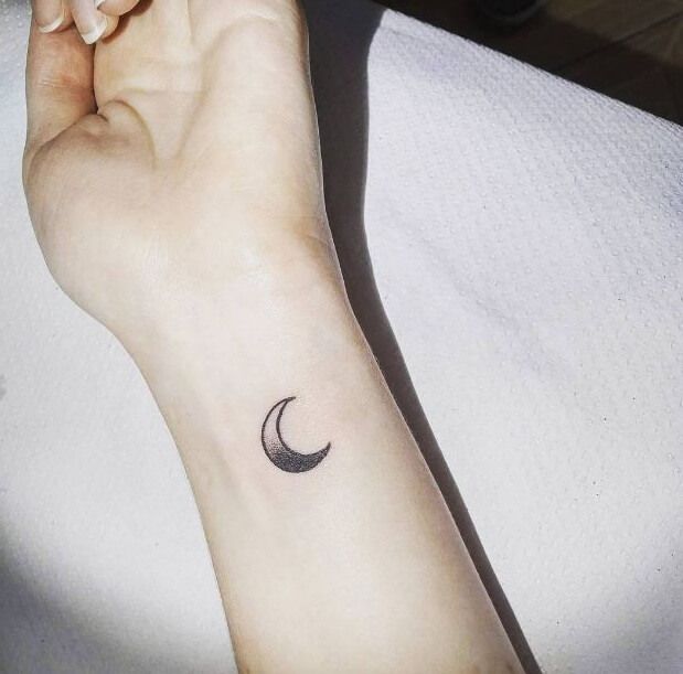 100+ Best Moon Tattoos For Guys (2020) Phases With Meaning | Small moon  tattoos, Moon