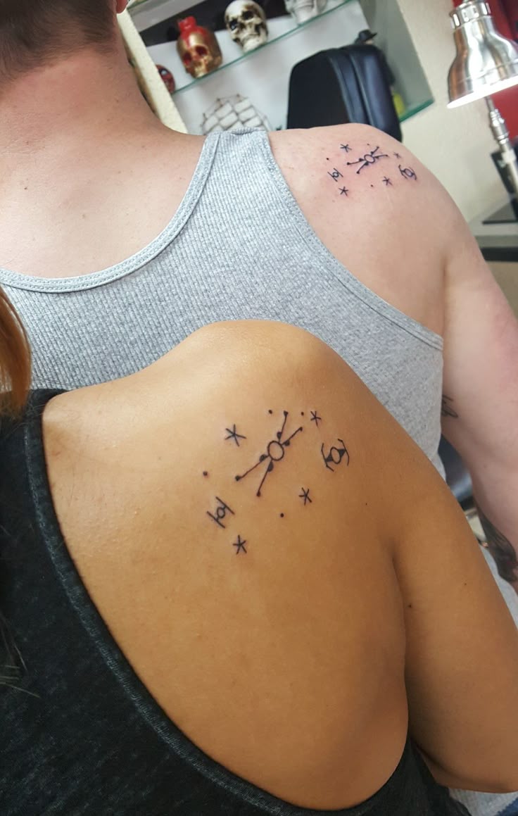 Matching Star wars tattoos, best friend goals