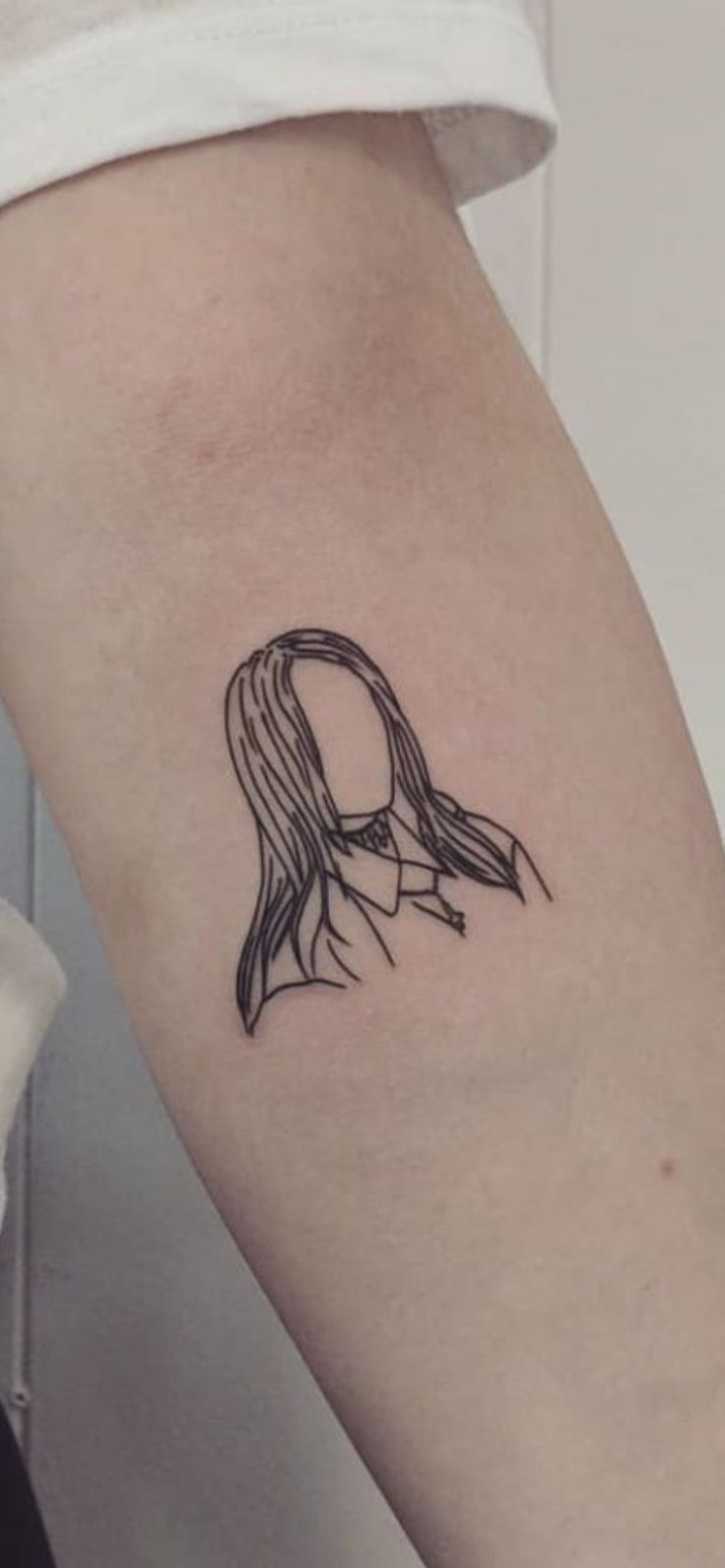 Pin de Evelyn en tattoo en 2025 | Tatuajes, Billie eilish, Billie