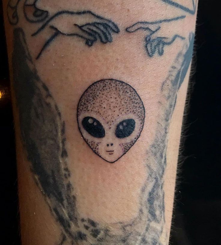101+ Alien Tattoo Designs You Need To See!