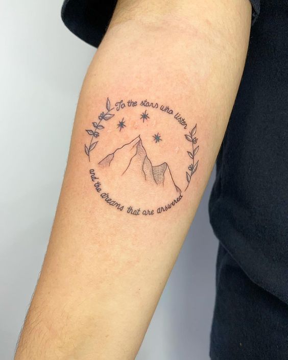 Top 19 ACOTAR Tattoo Ideas for 2024: Discover Feyre's Journey & Night Court  Magic with Small