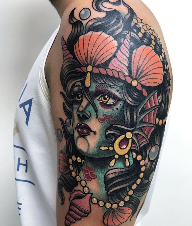 Done by Norberto González #mermaid #sea #queen #tattoo #tattoos #ideas  #instagram #traditional #traditionaltattoo #neotraditional #custom #design