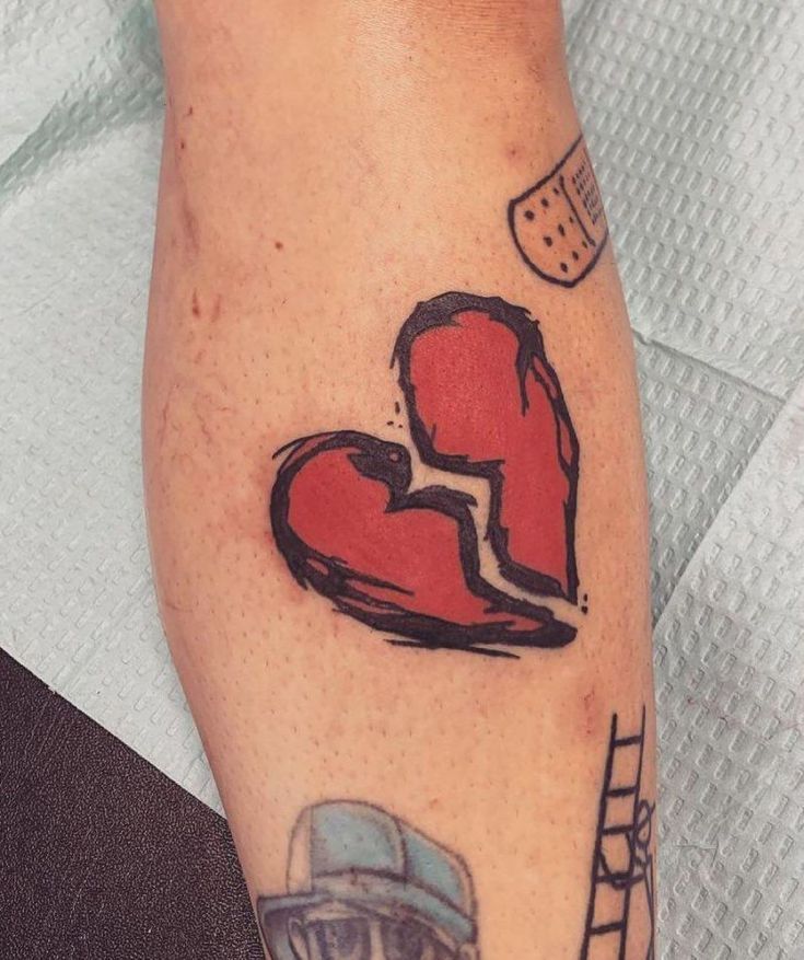 Broken Heart Tattoo Ideas To Tell Your Sad Love Story