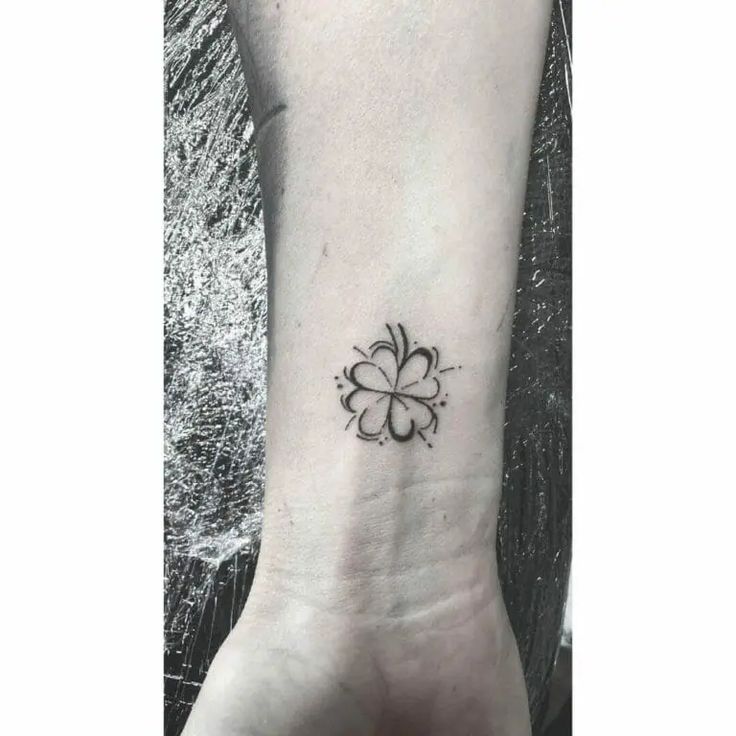 101 Best 4 Leaf Clover Tattoo Ideas You'll Have To See To Believe!