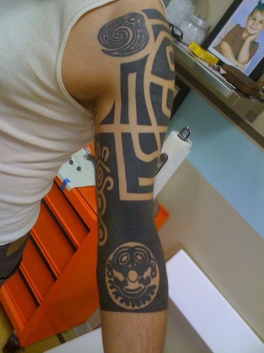Pre-colombian Mayan design #tattoo #armtattoo #tribaltattoo #blackwork