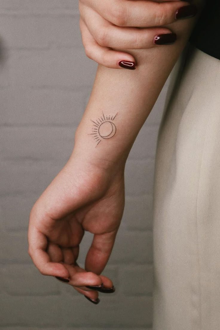 38 Amazing Small Sun and Moon Tattoo Ideas