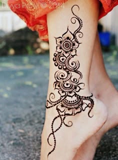 13 ghana weaving ideas to save today | henna tattoo, henna tattoo designs,  henna designs and more