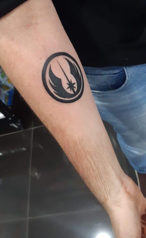 First tattoo! What better way to rep the Jedi Order :D