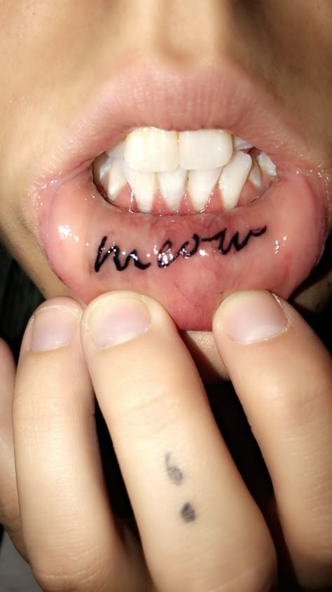 Lipstick Tattoo Ideas