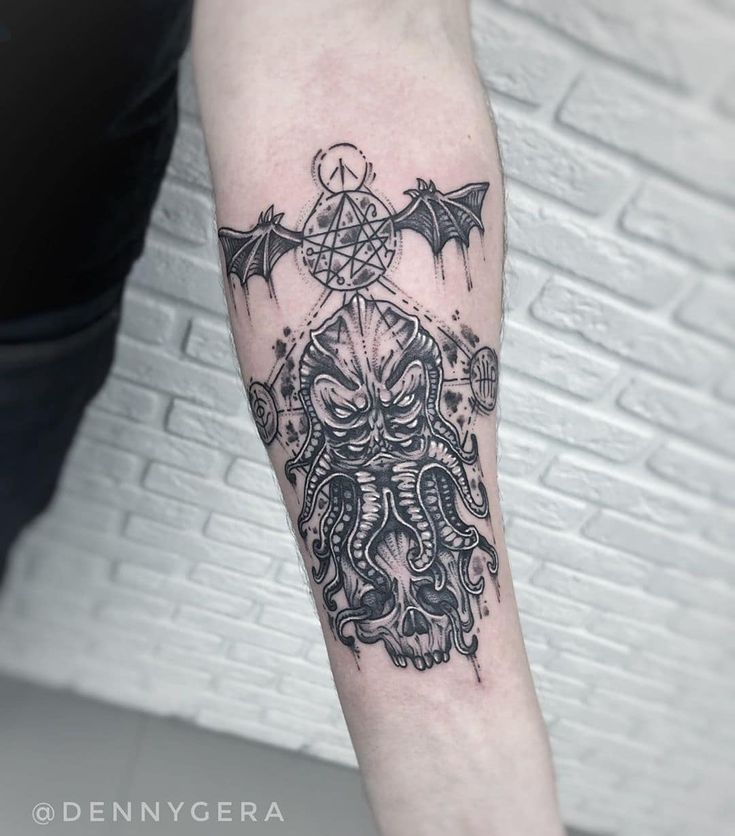 101 Amazing Cthulhu Tattoo Designs You Need To See!