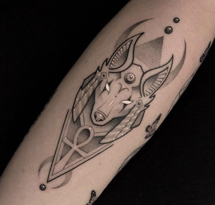 178 POWERFUL ANUBIS TATTOOS: Meanings, Tattoo Ideas & Tattoo Designs -  TATTOOGOTO